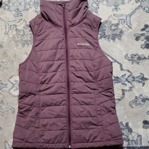 Columbia puffer vest medium